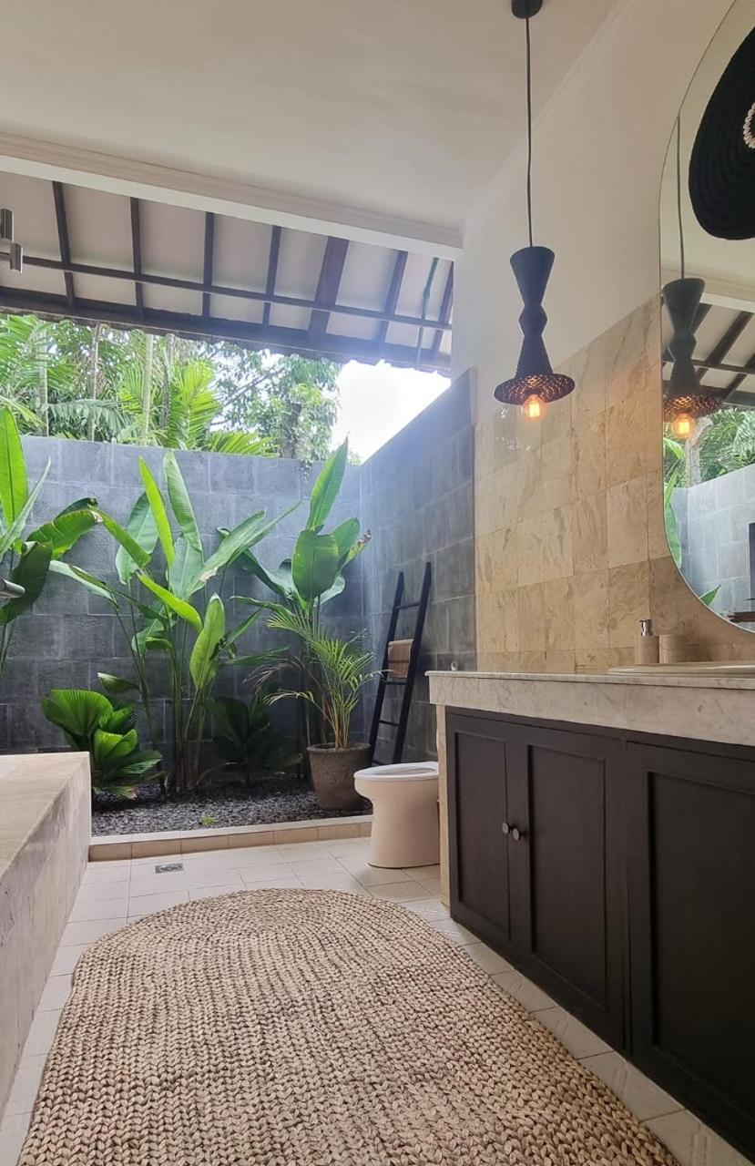Mumbul Villas Nusa Dua  Esterno foto