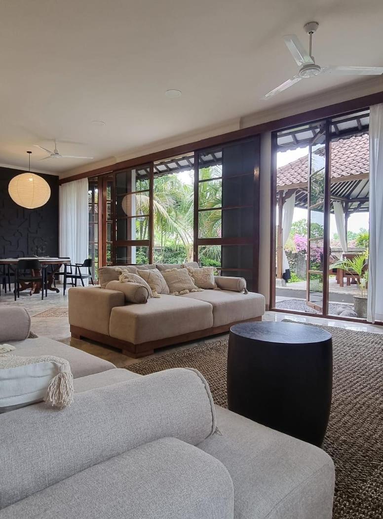 Mumbul Villas Nusa Dua  Esterno foto